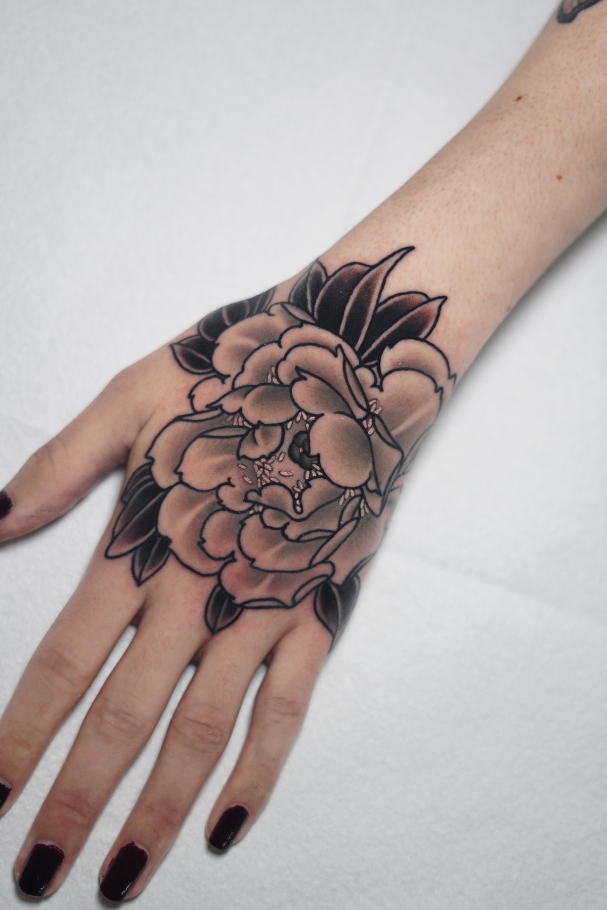 B&W Peony Hand