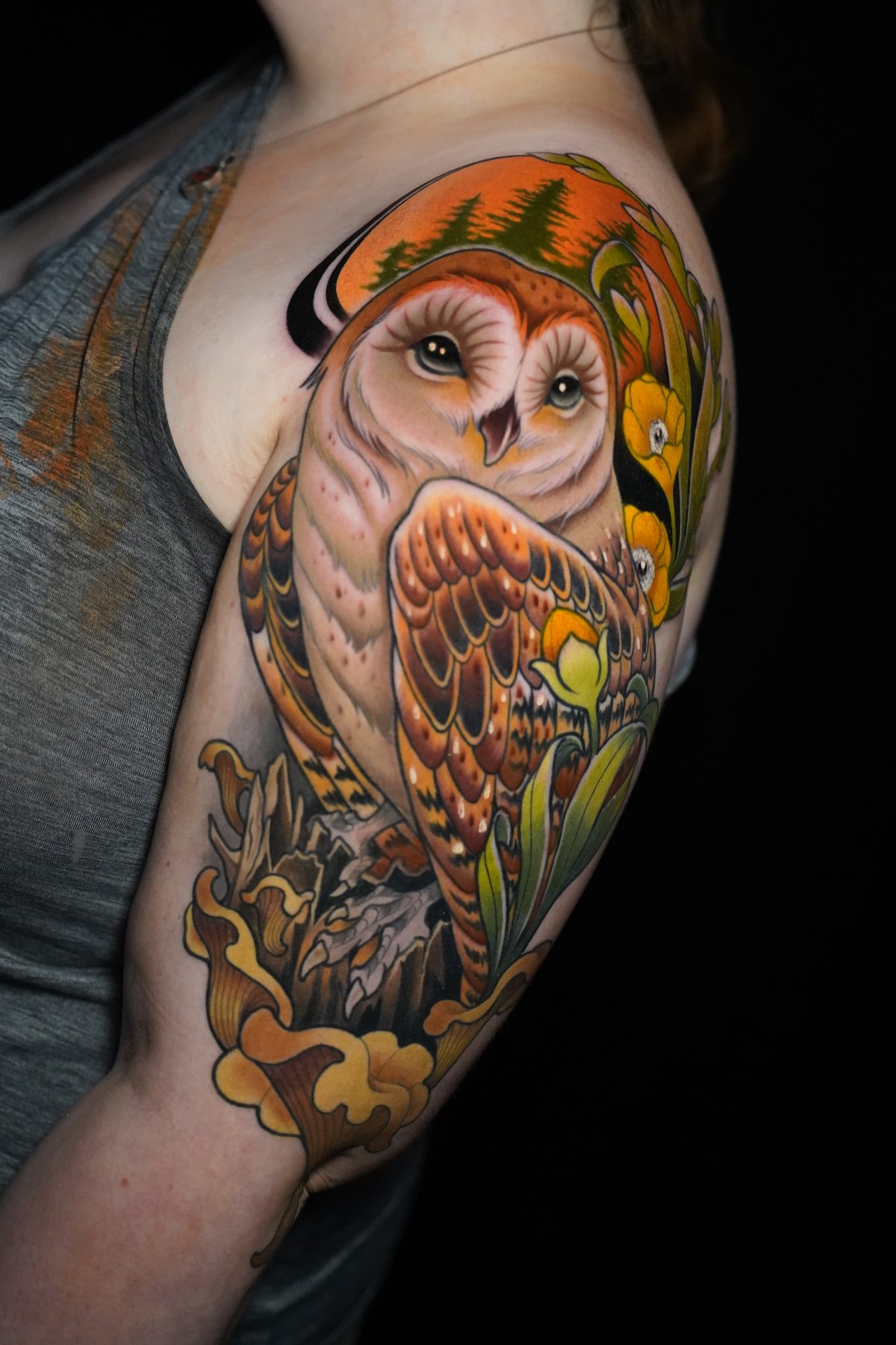 Barn Owl Shoulder