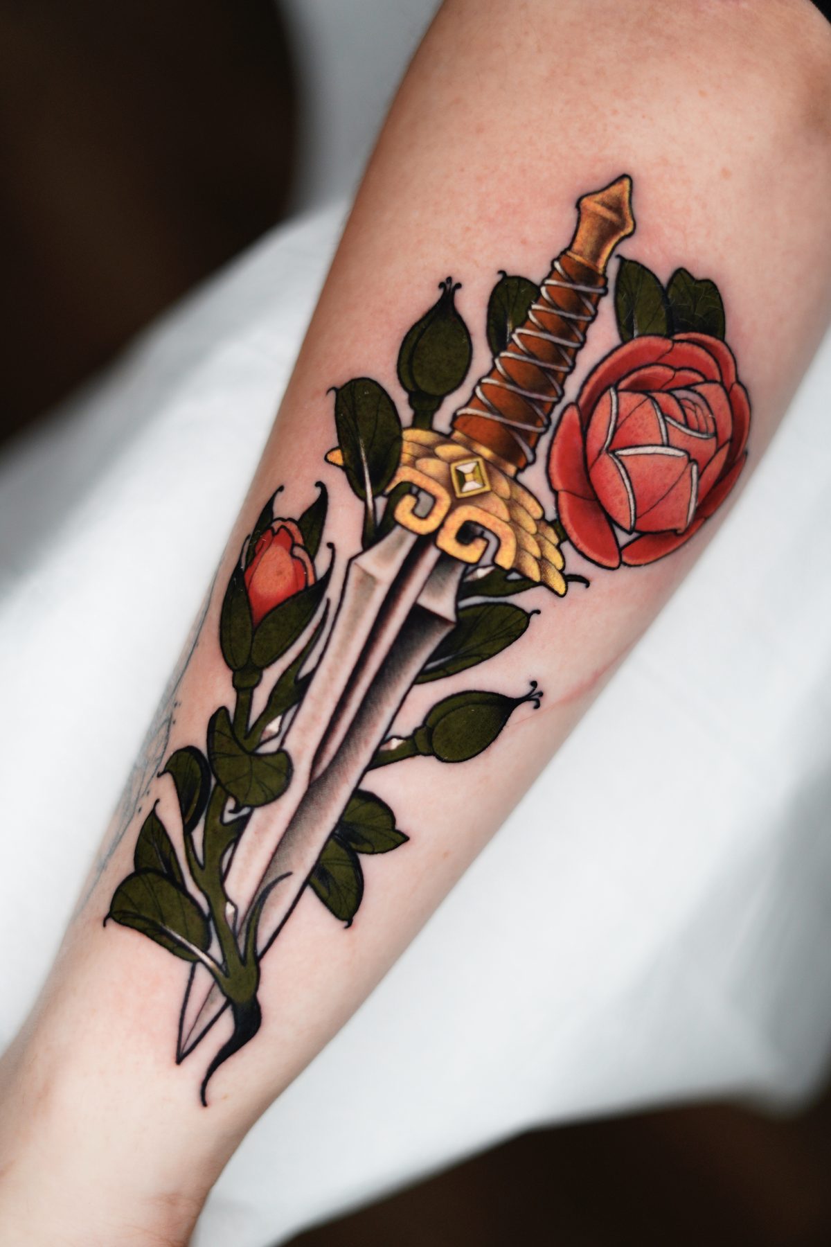 Dagger & Rose Forearm