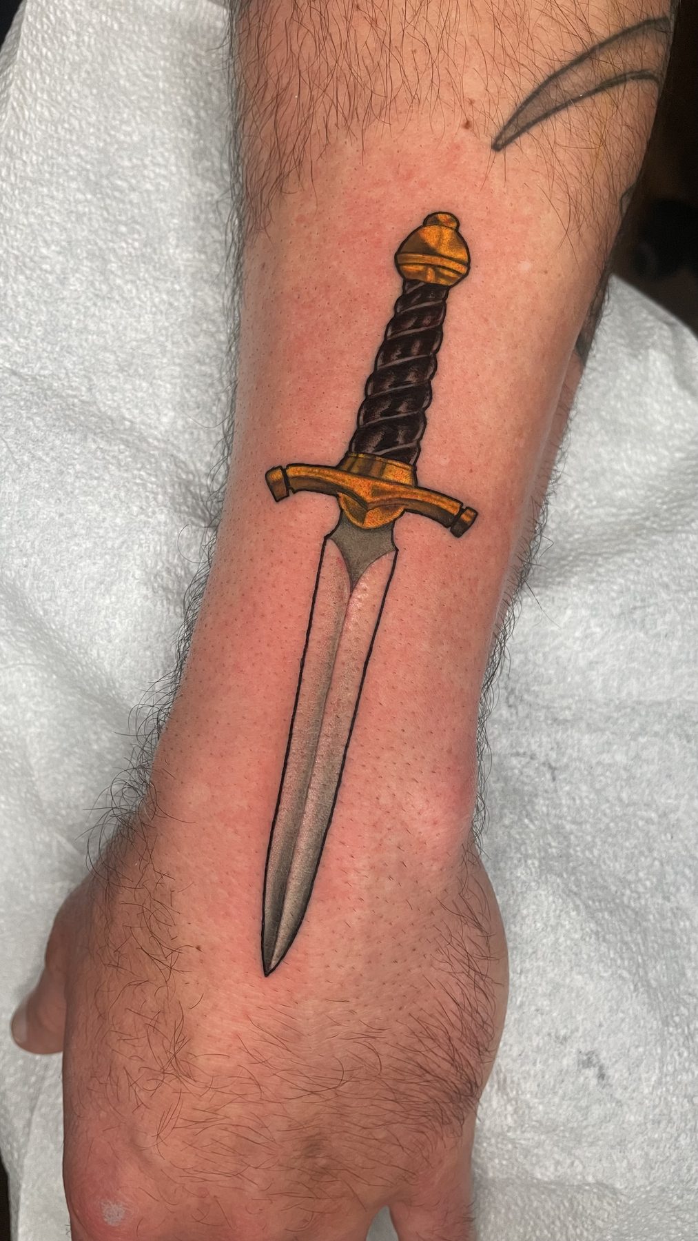 Dagger Forearm