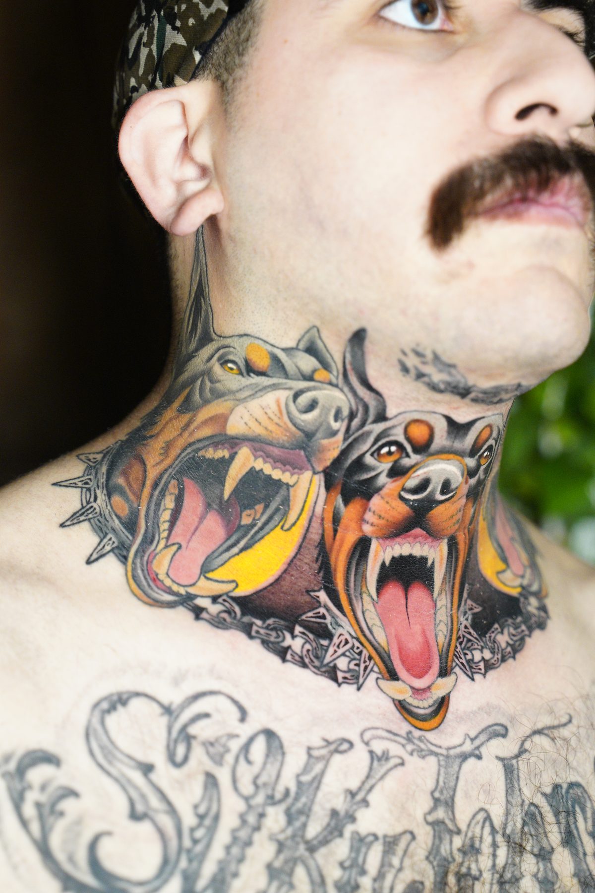 Dobberman Neck