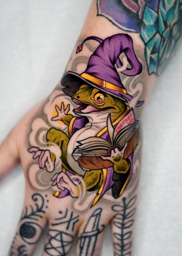 Frog Wizard Hand Piece