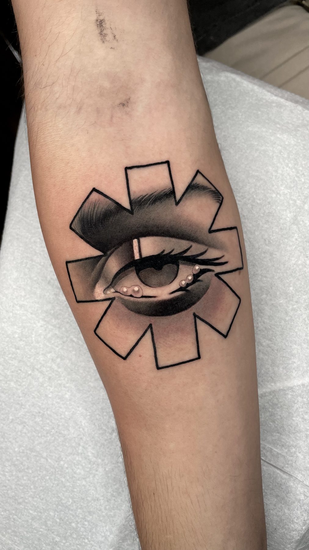Geometric Eye Forearm