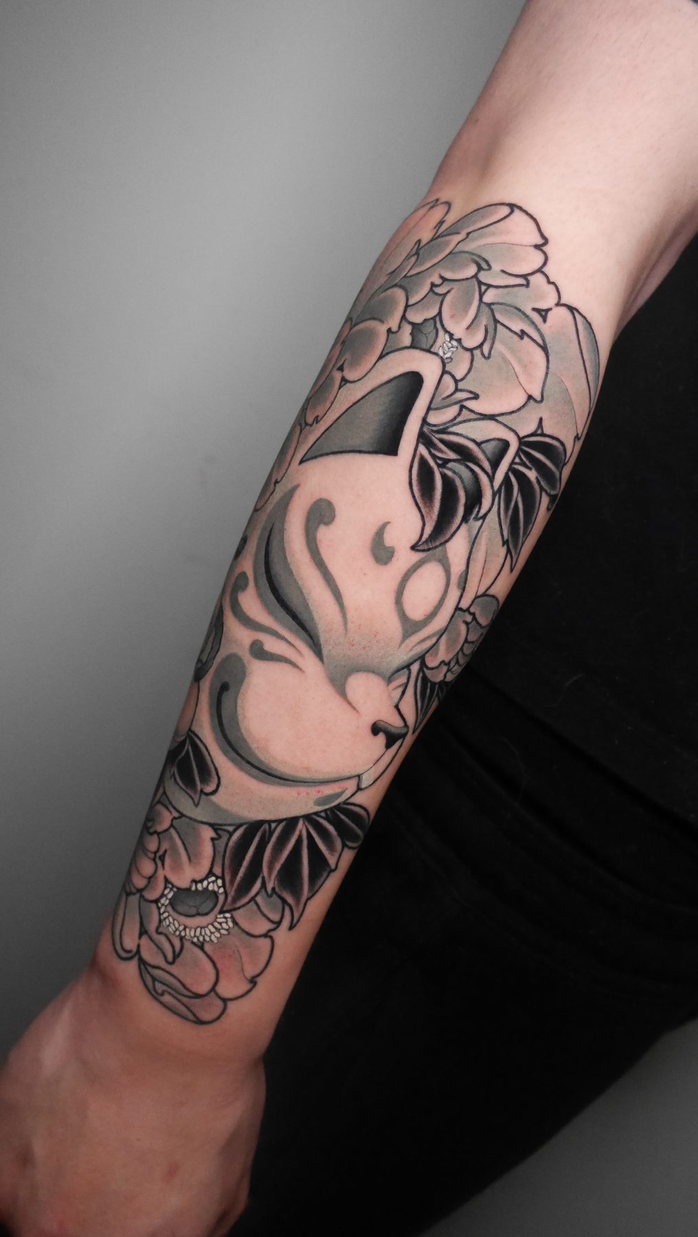 Linework Lamb & Florals