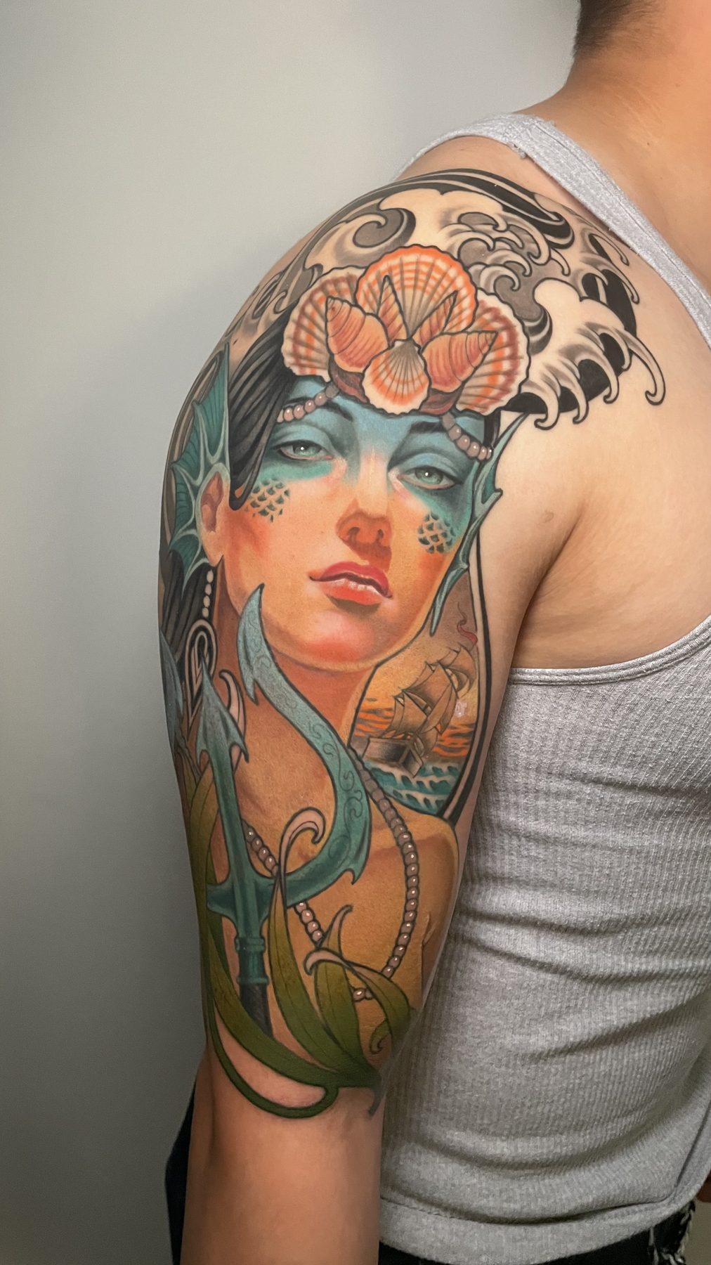Mermaid Shell Portrait Sleeve