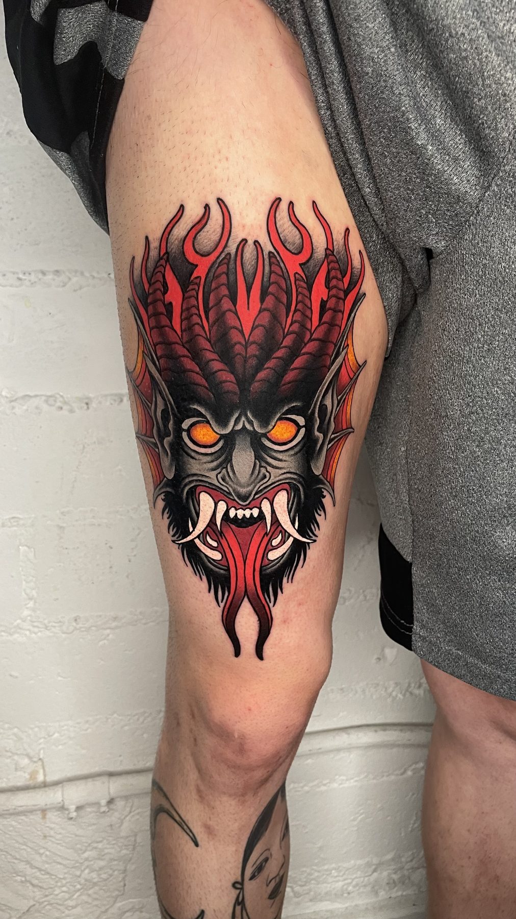 Oni Mask Knee Piece